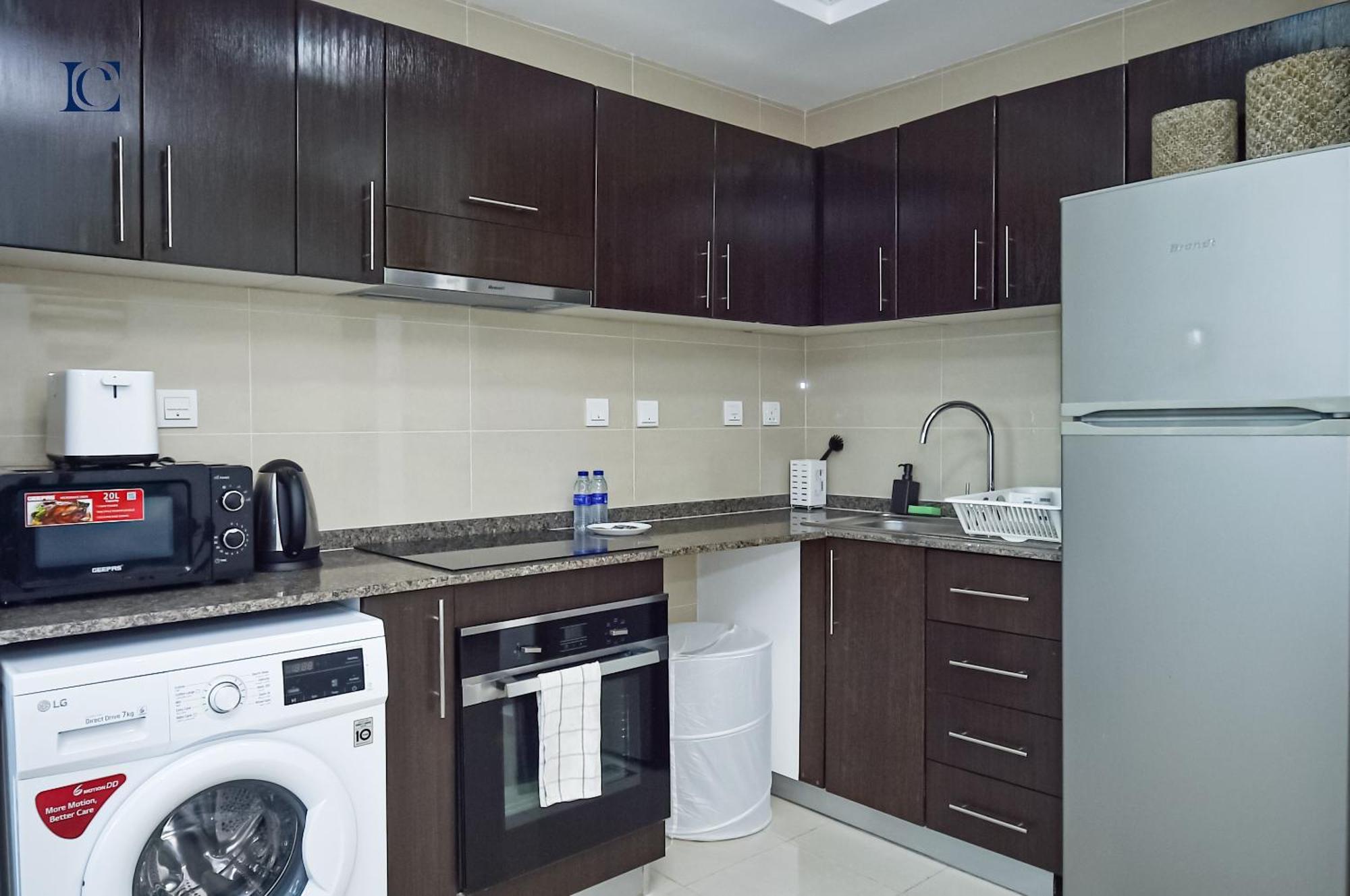 Apartment Luxury Escapes - Spacious With Balcony & Marina View - Bay *